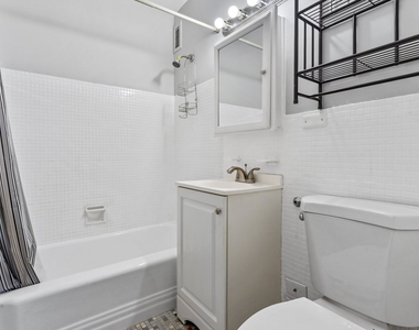 7337 S South Shore Drive - Photo Thumbnail 7