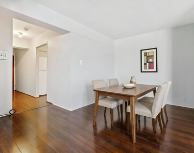7337 S South Shore Drive - Photo Thumbnail 2