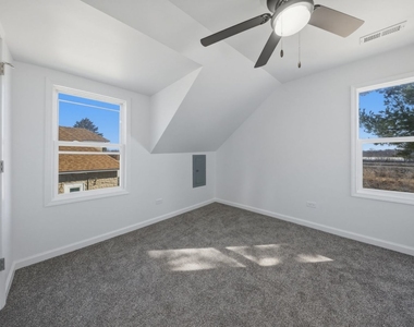 835 Bishop Avenue - Photo Thumbnail 9