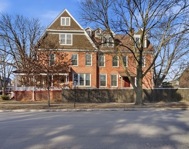2001 Orrington Avenue - Photo Thumbnail 1