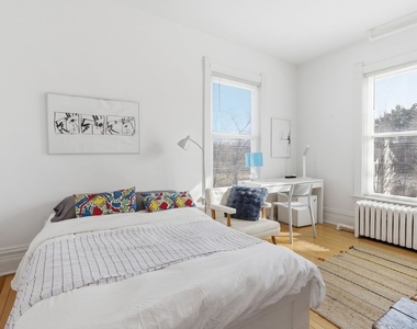 2001 Orrington Avenue - Photo Thumbnail 29