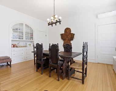 2001 Orrington Avenue - Photo Thumbnail 8