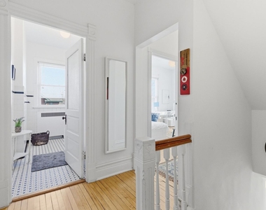 2001 Orrington Avenue - Photo Thumbnail 26
