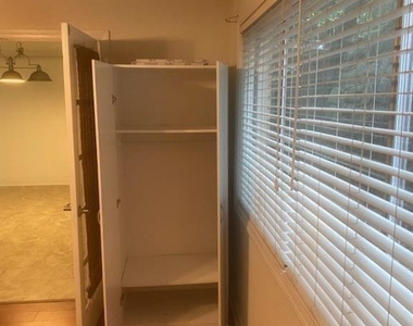115 Biscayne Drive Nw - Photo Thumbnail 9