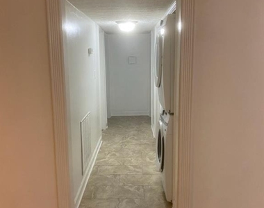 115 Biscayne Drive Nw - Photo Thumbnail 5