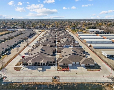 540 Hobbs Road - Photo Thumbnail 16