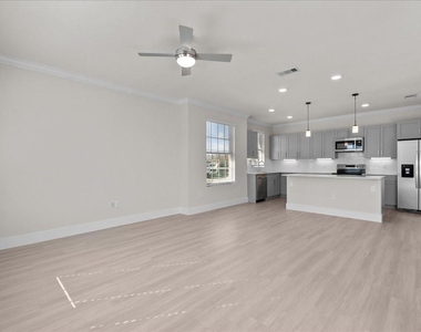 540 Hobbs Road - Photo Thumbnail 2