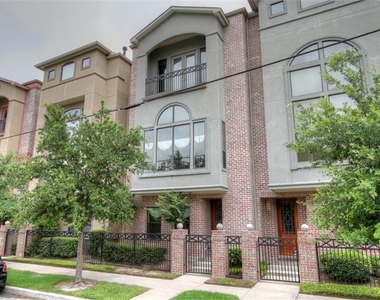 622 Bomar Street - Photo Thumbnail 1