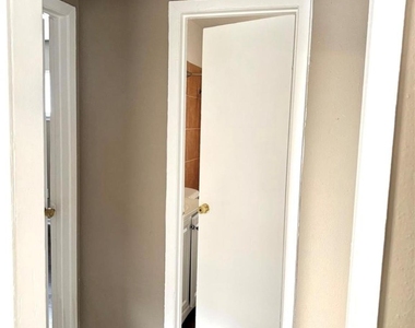 5412 Market Street - Photo Thumbnail 7