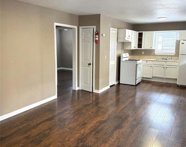 5412 Market Street - Photo Thumbnail 1