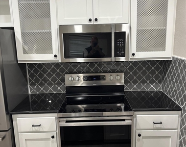 9029 Gaylord Street - Photo Thumbnail 4