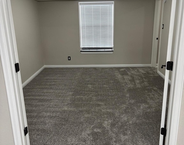 9029 Gaylord Street - Photo Thumbnail 6
