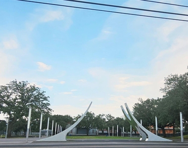 3610 Dennis Street - Photo Thumbnail 11