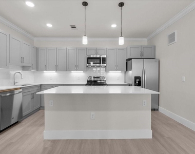 540 Hobbs Road - Photo Thumbnail 5