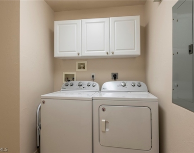 15150 Royal Windsor Lane - Photo Thumbnail 21