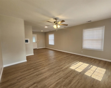 138 W Marion - Photo Thumbnail 18