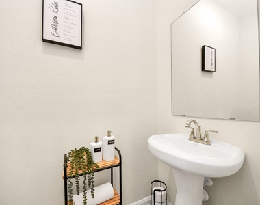 14967 Eagle Feather Drive - Photo Thumbnail 22