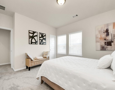 14967 Eagle Feather Drive - Photo Thumbnail 31
