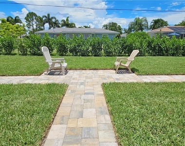251 Se 46th Street - Photo Thumbnail 31