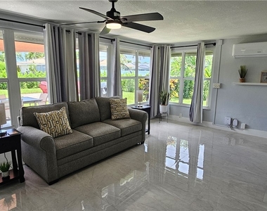 251 Se 46th Street - Photo Thumbnail 25