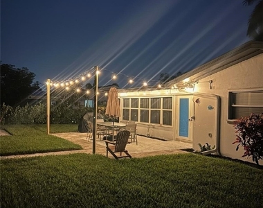 251 Se 46th Street - Photo Thumbnail 35
