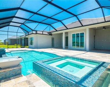 18837 Wildblue Boulevard - Photo Thumbnail 34