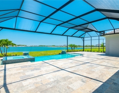 18837 Wildblue Boulevard - Photo Thumbnail 29