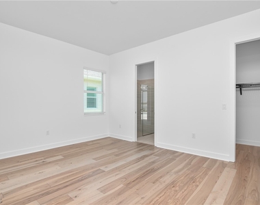 18837 Wildblue Boulevard - Photo Thumbnail 26