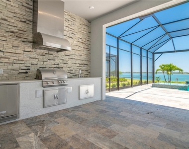 18837 Wildblue Boulevard - Photo Thumbnail 28