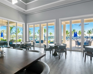 18837 Wildblue Boulevard - Photo Thumbnail 45