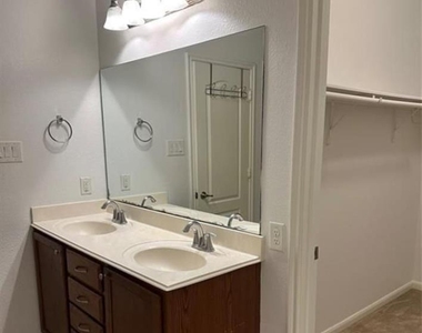 4219 Kendall Rock Lane - Photo Thumbnail 12