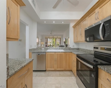 410 Bayfront Place - Photo Thumbnail 4