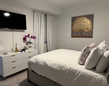 5715 Double Eagle Circle - Photo Thumbnail 10