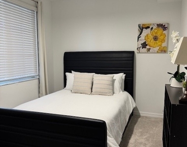 5715 Double Eagle Circle - Photo Thumbnail 17