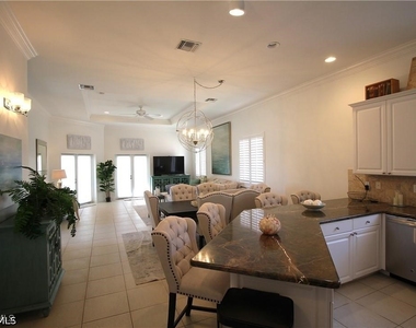 11002 Vanderbilt Drive - Photo Thumbnail 17