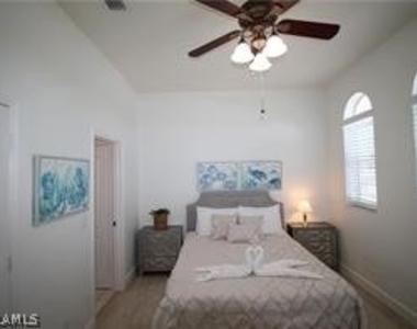 11002 Vanderbilt Drive - Photo Thumbnail 26
