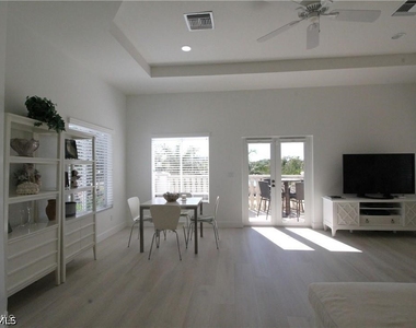 11002 Vanderbilt Drive - Photo Thumbnail 39