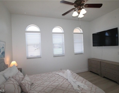 11002 Vanderbilt Drive - Photo Thumbnail 31