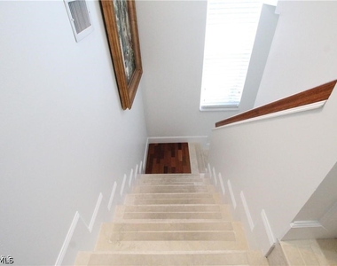 11002 Vanderbilt Drive - Photo Thumbnail 34