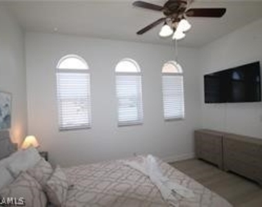 11002 Vanderbilt Drive - Photo Thumbnail 27