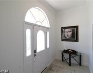 11002 Vanderbilt Drive - Photo Thumbnail 6