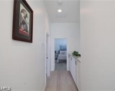 11002 Vanderbilt Drive - Photo Thumbnail 25