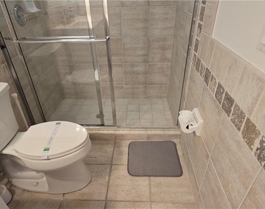 11002 Vanderbilt Drive - Photo Thumbnail 27