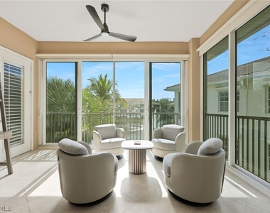 795 Bentwater Circle - Photo Thumbnail 2