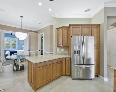 795 Bentwater Circle - Photo Thumbnail 10