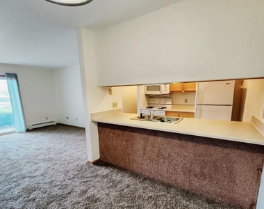 125 W Harrington Road - Photo Thumbnail 3