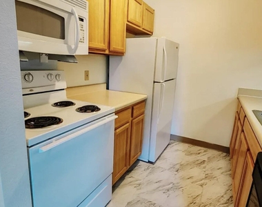 125 W Harrington Road - Photo Thumbnail 10