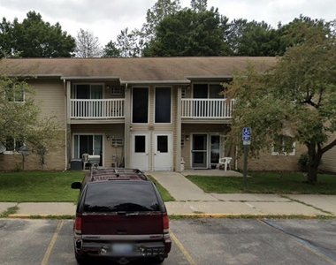 125 W Harrington Road - Photo Thumbnail 1