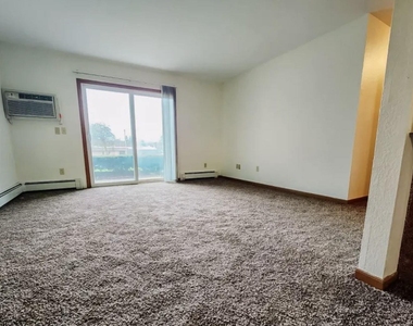 125 W Harrington Road - Photo Thumbnail 6