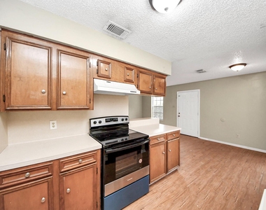 1006 Perry Street - Photo Thumbnail 23